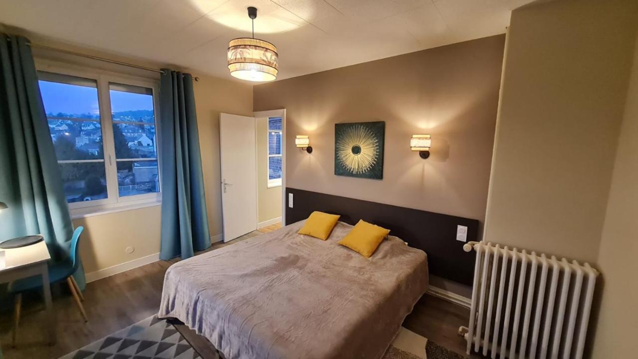 Hotel De La Poste Mortain-Bocage Kültér fotó