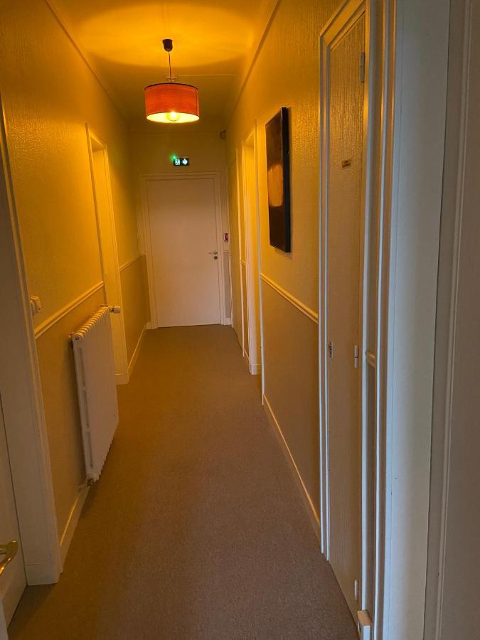 Hotel De La Poste Mortain-Bocage Kültér fotó